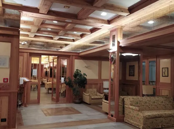 Hotel Breuil Szálloda 3*