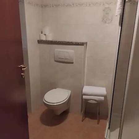 Hotel Breuil מלון ברויל-קרוויניה