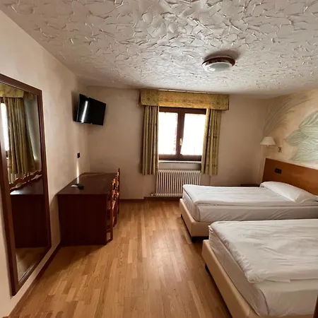 Hotel Breuil Отель Брей-Червиния