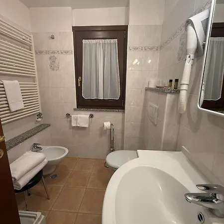 Hotel Breuil מלון 3*