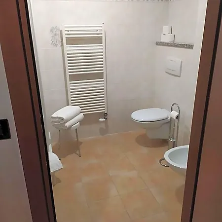 Отель Hotel Breuil