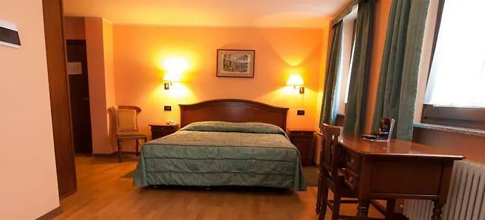 Hotel Breuil بيريوِل تْشيرفينيا